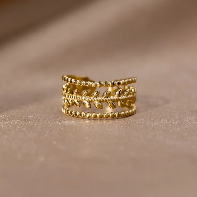 vintage rings for women with diamonds and emeralds-Marissa Layered Gold Leaf Ring