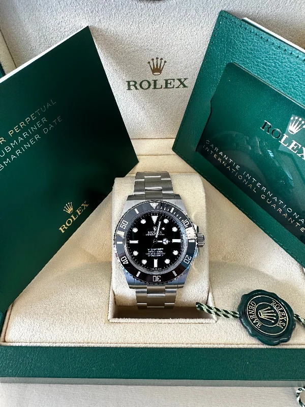 elegant watches for women with thin cases and slim leather straps -Rolex Submariner 41mm 124060 Oystersteel Black Dial