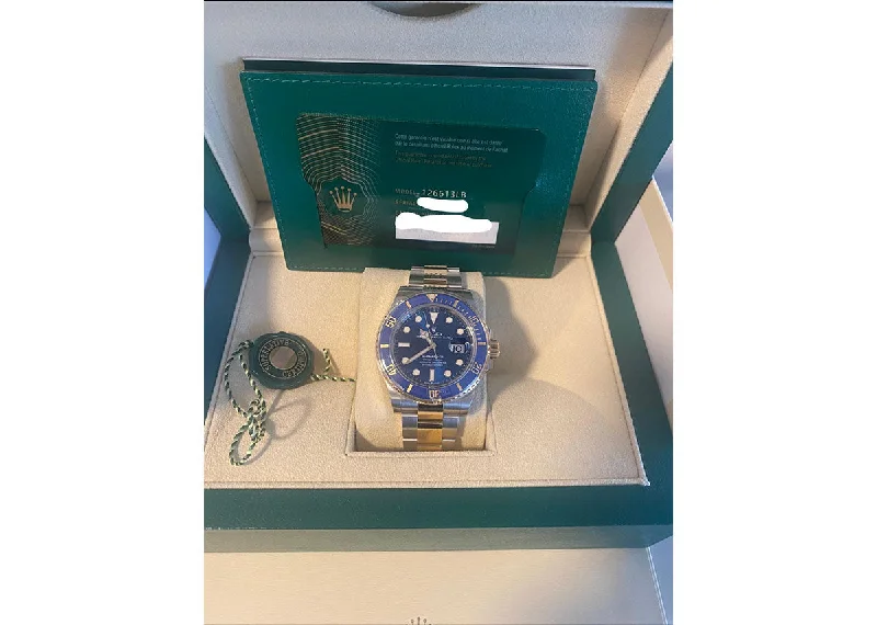 high-end watches for women with minimalist designs and fine craftsmanship -Rolex Submariner Date 41mm 126613LB Two Tone Oyster Blue Dial