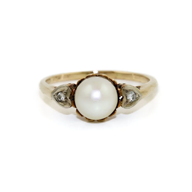 men’s rings with diamonds for wedding bands with sapphires-Vintage Gold x Pearl & Diamond Ring